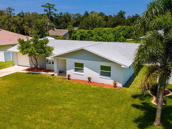 2nd image of 2517 Queen Palm Dr
