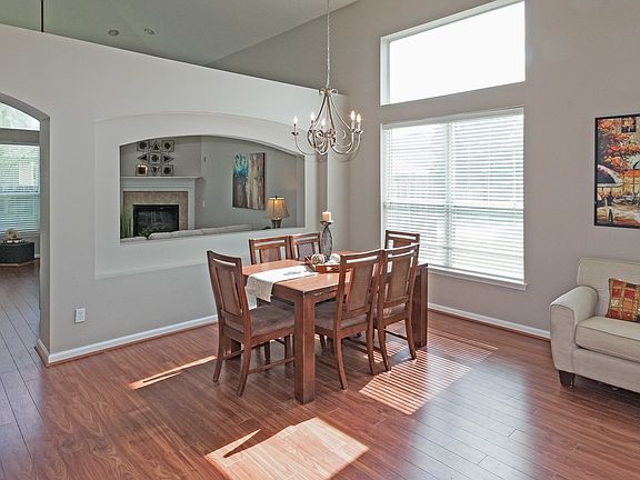 4th image of 1900 W Willow Branch Ln