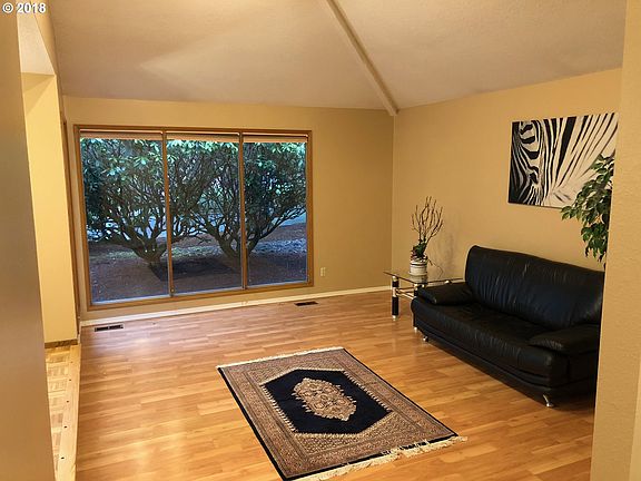3rd image of 14655 SW Tierra Del Mar Dr