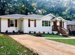 2071 Holly Hill Dr, Decatur, GA 30032