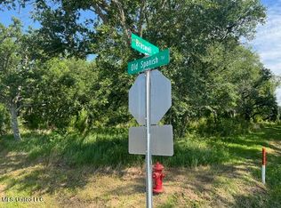 6400 Old Spanish Trl, Ocean Springs, MS 39564