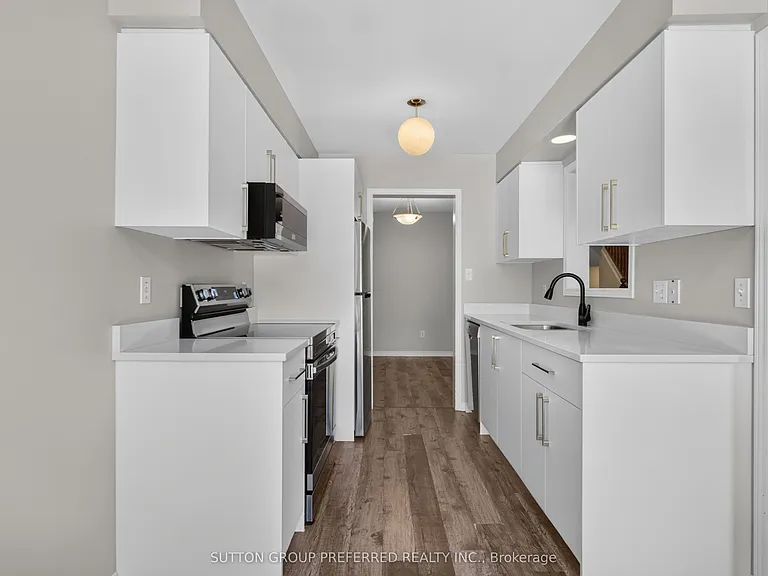 185 N Centre St #7 — Photo 12
