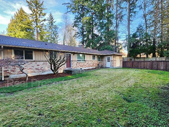 2nd image of 6928 NE 204th St