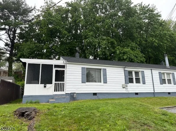 7 Cleveland Ave, Victory Gardens Boro, NJ 07801