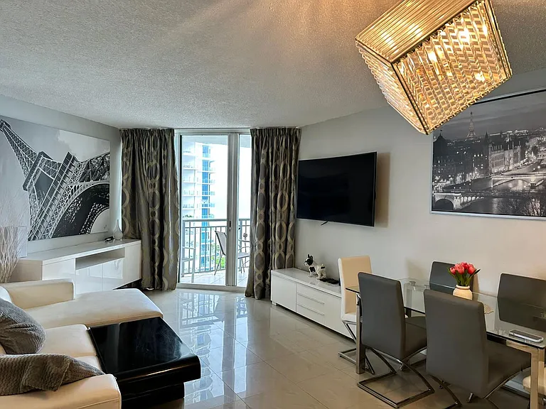 17375 Collins Ave #1507 — Photo 29