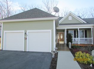26 Nicki Way, Uxbridge, MA 01569
