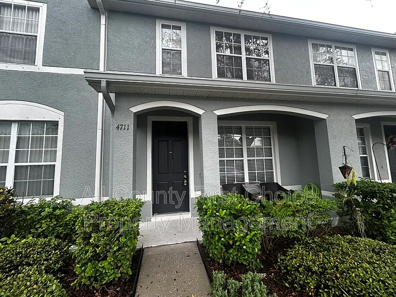 2 bed, 2.5 bath, 1220 sqft, $2,195 — Photo 1