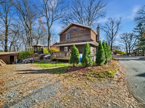10 Poplar Grove Ter, West Milford Twp., NJ 07480
