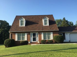 95 Mountain Ave, Rocky Mount, VA 24151