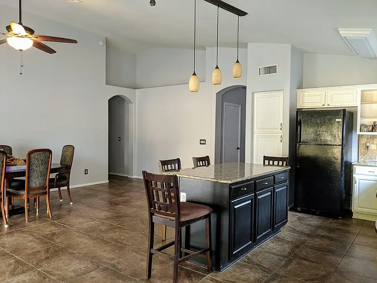 1481 S Sahuaro St — Photo 6