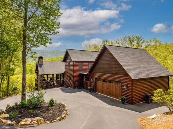 339 Birdseye Vw, Blue Ridge, GA 30513