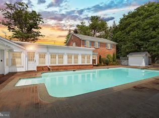 201 Grant Dr, Hanover, PA 17331