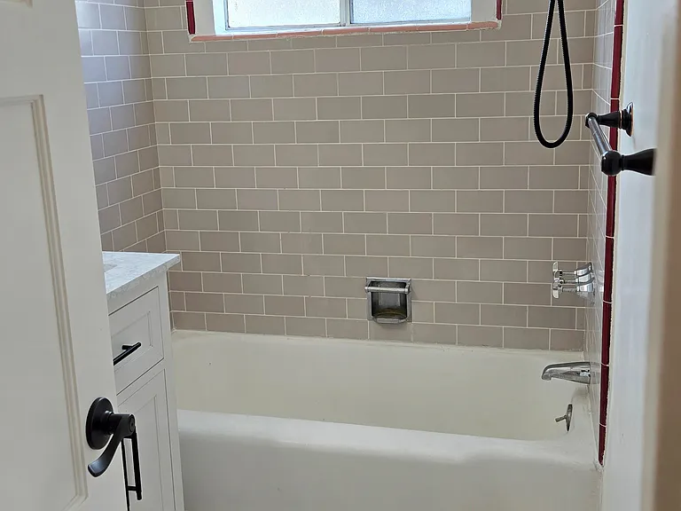 3552 Locke Ave — Photo 20