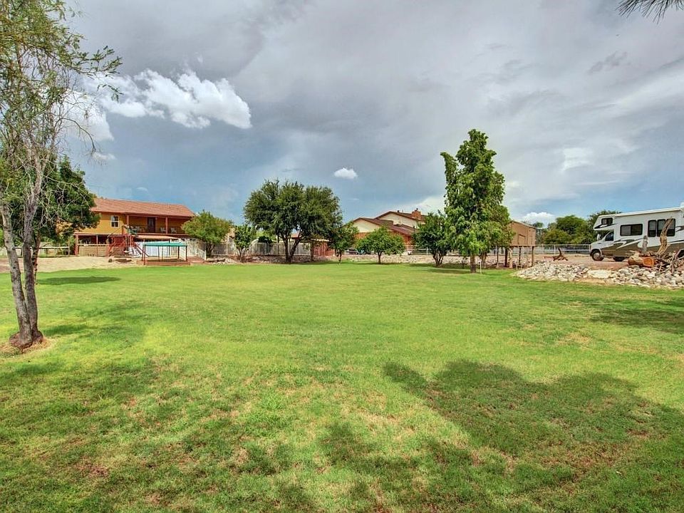 Beautiful Acre plus lot