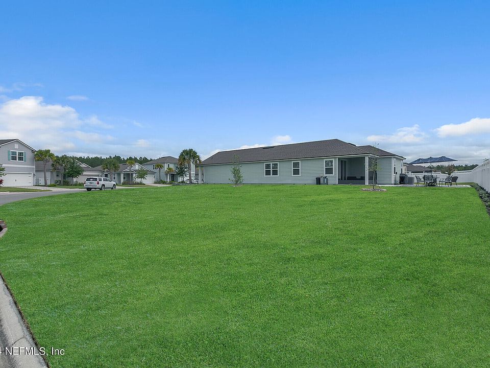 1st image of 106 CREEKMORE Drive