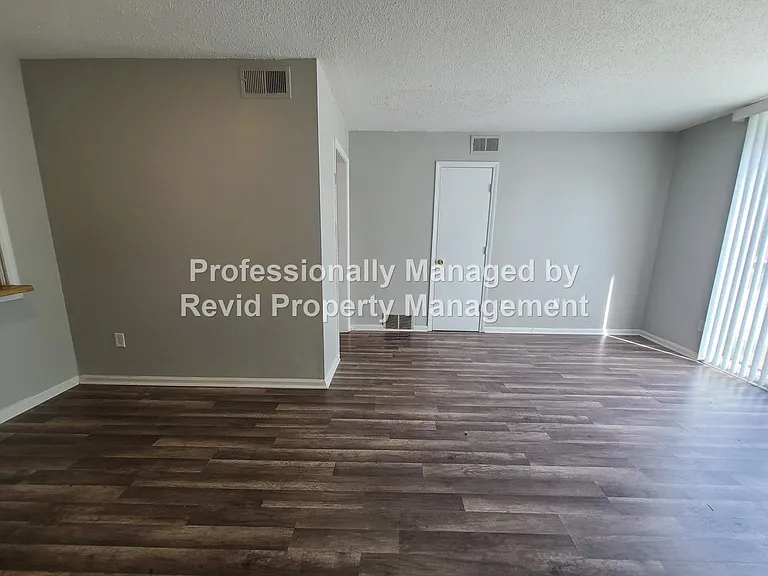 147 Stonewall St. — Photo 24