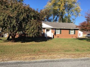 7970 Arnoka Rd, Mechanicsville, VA 23111