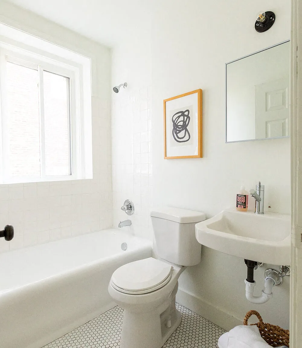 Selden Manor — Photo 4