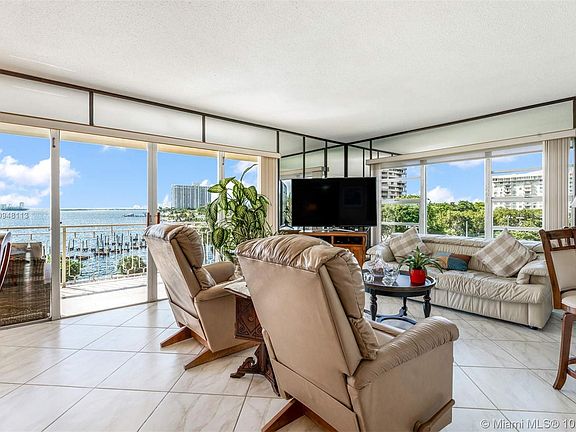 2nd image of 11111 Biscayne Blvd #5G
