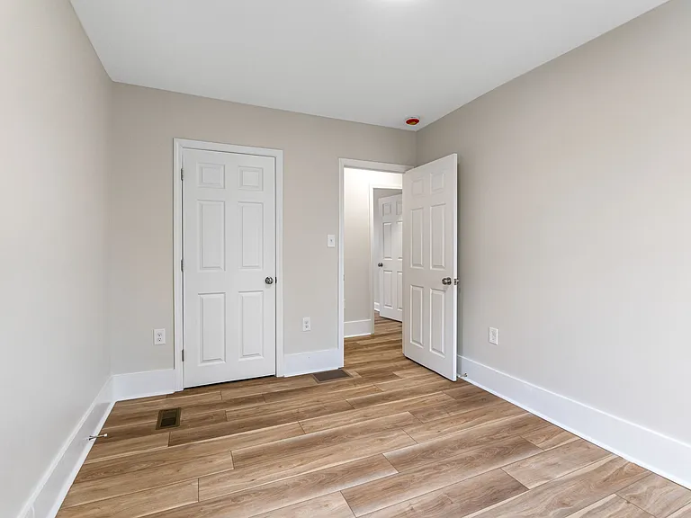 22-32 W Hudson St #22 — Photo 8