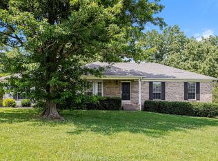 1005 Waters Edge Cir, Mount Juliet, TN 37122