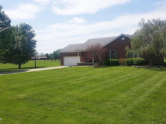 2nd image of 210 Owen Ln