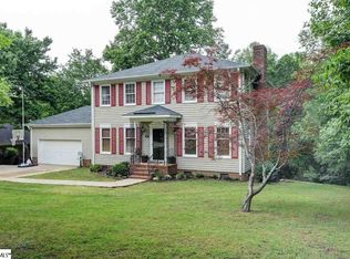 9 Fairway Ln, Greenville, SC 29609