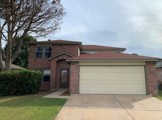 3967 Fox Run Dr, Fort Worth, TX 76123