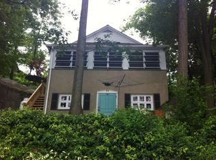 22 Meteor Trl, Andover, NJ 07821