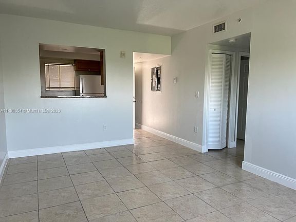 5th image of 11000 SW 200th St Unit 311