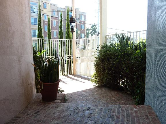 5th image of 1560 S Saltair Ave APT 102