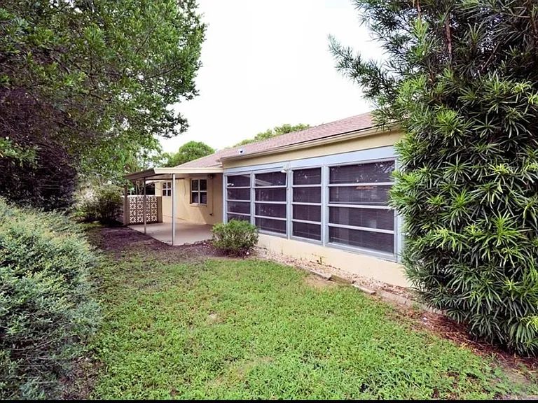 8504 Sunflower Ln — Photo 21