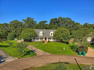 6883 Hunters Way, Denham Springs, LA 70726