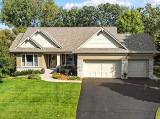 947 Wild Rose Ct, Eagan, MN 55123