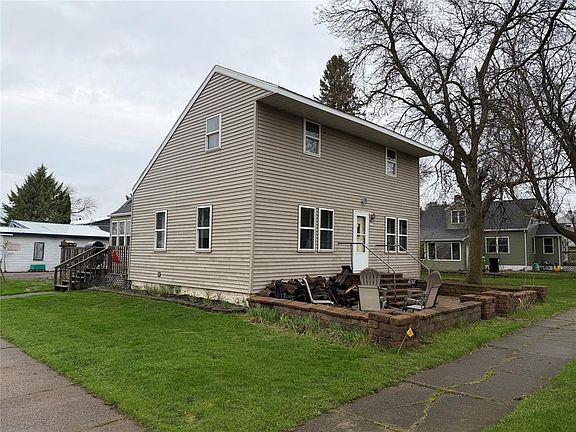 3rd image of 101 Thorp Street