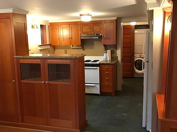 3rd image of 1710 Bellevue Ave #1710