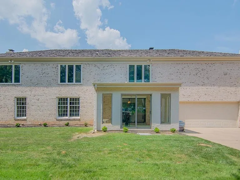 6306 Dunaway Ct — Photo 5