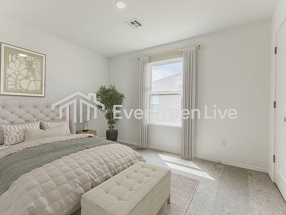 5th image of 15120 Thompson Branch Trl