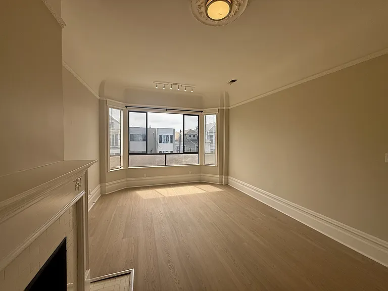 272 4th Ave #272 — Photo 9