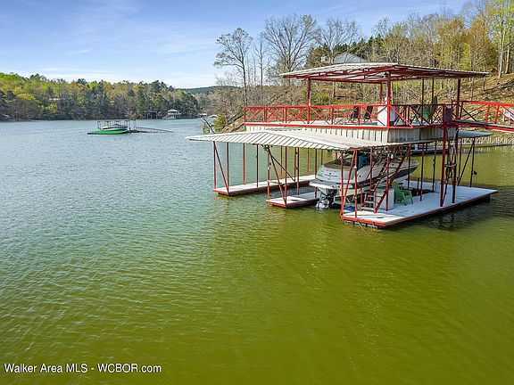 Image 3: Boatdock