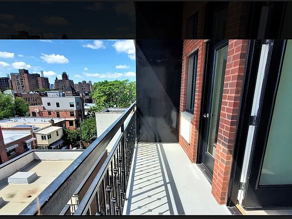 3rd image of 25-28 Broadway #6CC