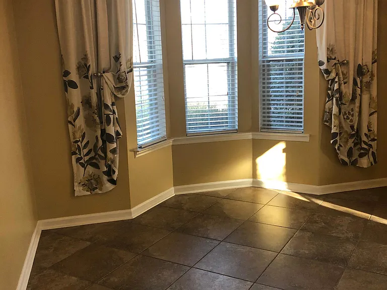 1001 Clifton Ln — Photo 12