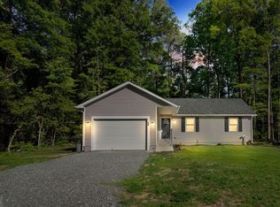 30 Azalea Way, Colonial Beach, VA 22443