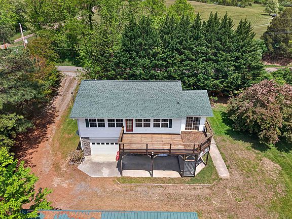 4th image of 4120 Clarks Ferry Rd