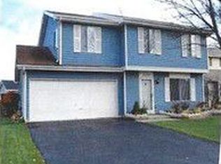 1723 Cumberland Dr, Aurora, IL 60504