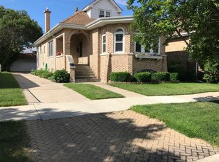 5723 W Eddy St, Chicago, IL 60634