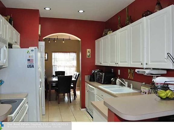 4th image of 751 NW 170th Ter #751