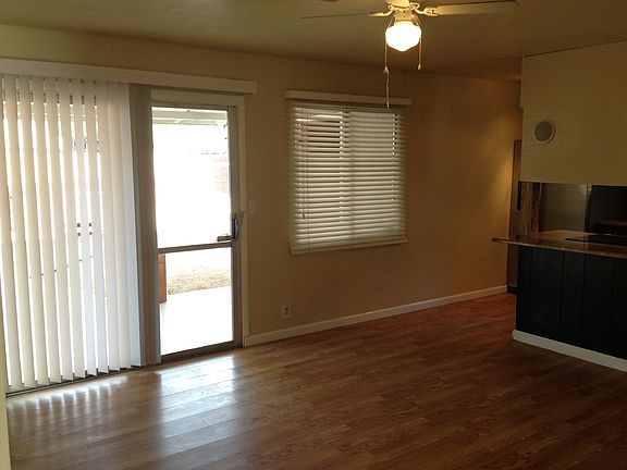 Dining Room facing Backyard