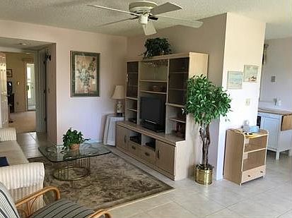 5th image of 65 Woodland Dr