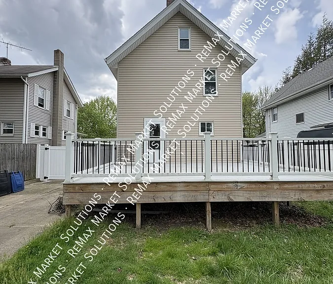 979 Neptune Ave — Photo 26